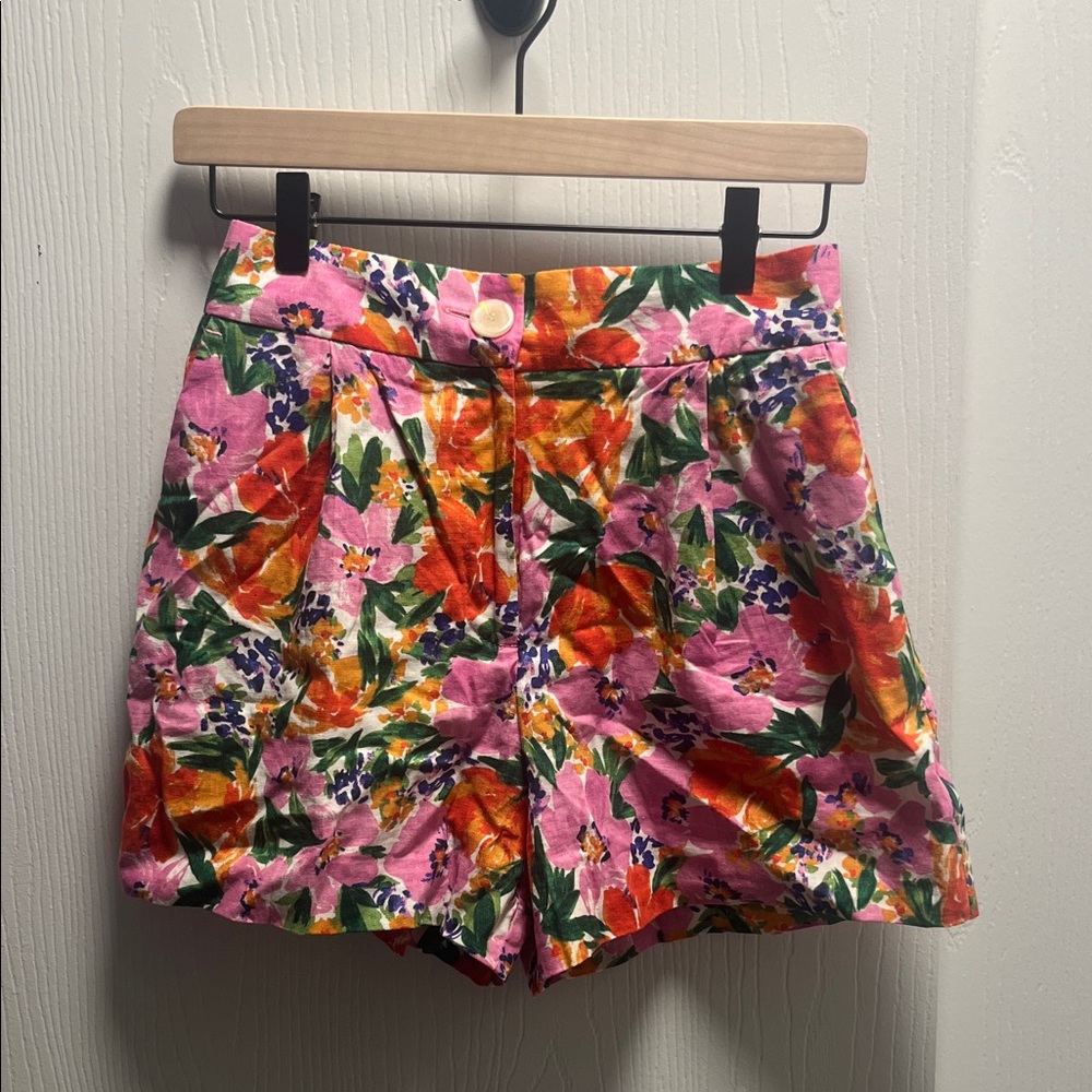 Zara XS linen blend floral shorts